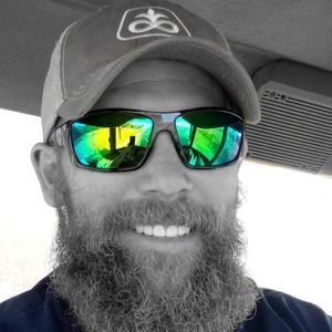 Meet your Posher, Dustin